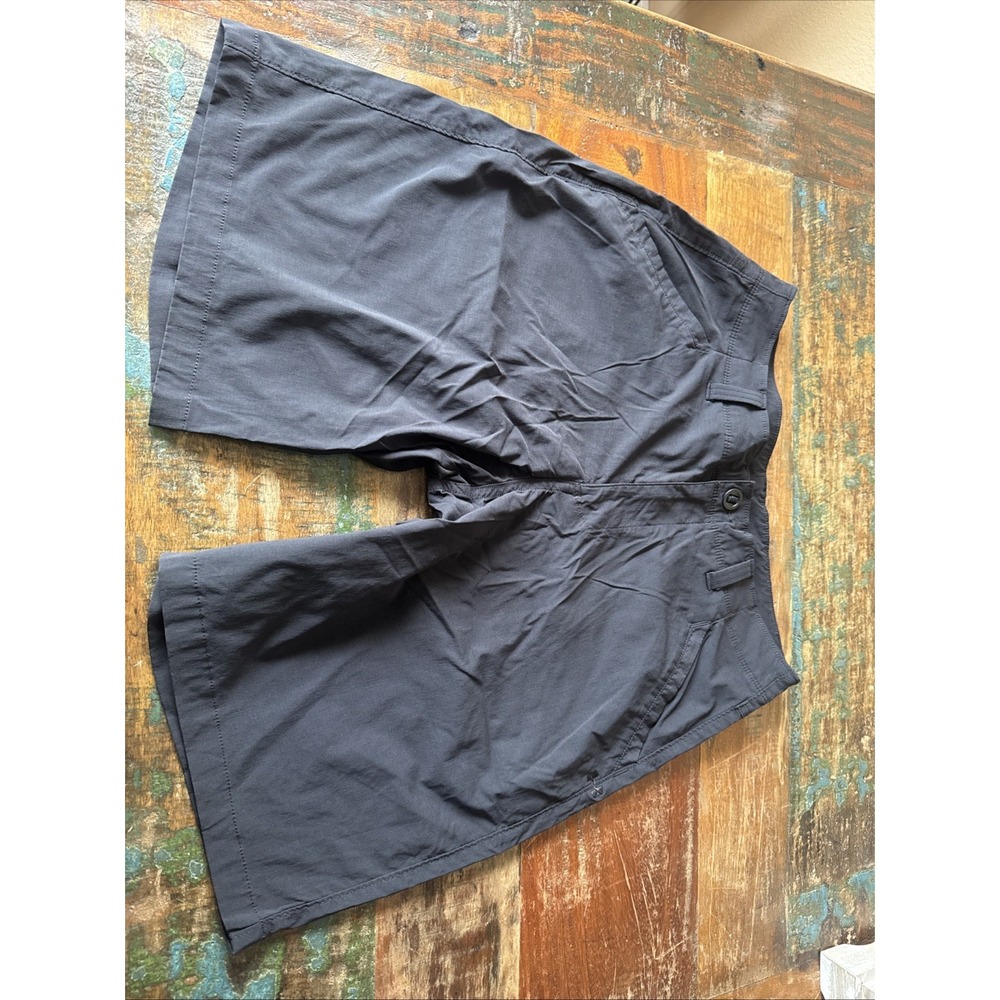 Under Armour Men's 32 Black HeatGear Tech Golf Shorts Loose Fit Performance